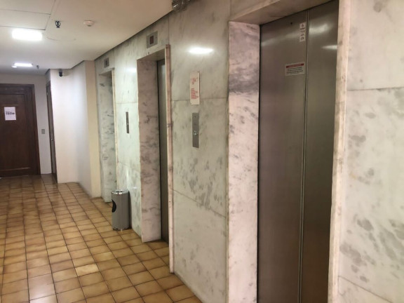 Imagem Sala Comercial à Venda,  em Floresta - Porto Alegre