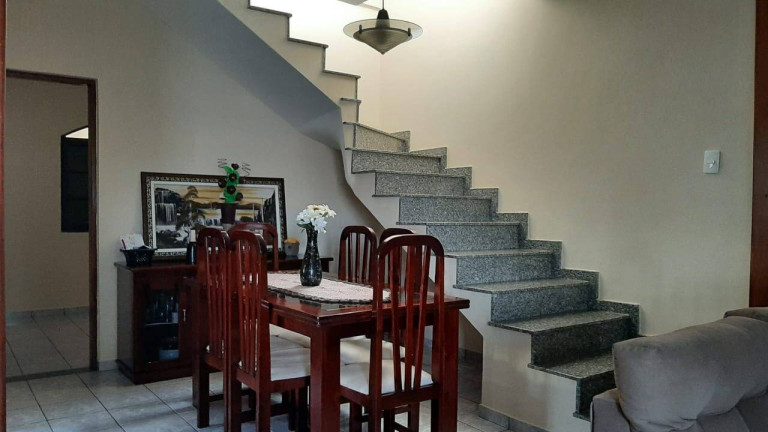 Imagem Casa com 5 Quartos à Venda, 71 m² em Jardim Savoy - Itanhaém Imagem Casa com 5 Quartos à Venda, 71 m² em Jardim Savoy - Itanhaém