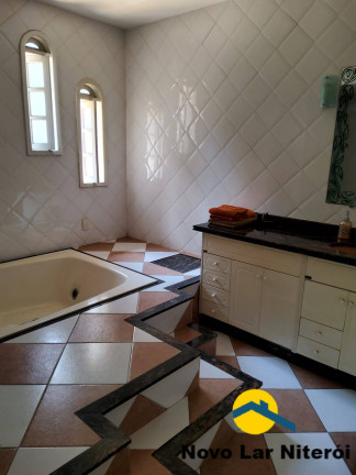 Imagem Casa com 5 Quartos à Venda, 320 m² em Maria Paula - Niterói