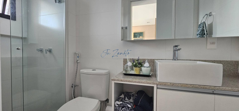 Imagem Apartamento com 2 Quartos à Venda, 74 m² em Caiobá - Matinhos Imagem Apartamento com 2 Quartos à Venda, 74 m² em Caiobá - Matinhos
