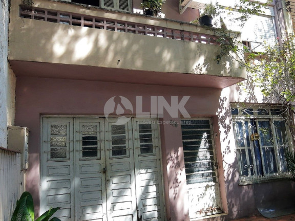 Imagem Casa com 3 Quartos à Venda, 140 m² em Santana - Porto Alegre
