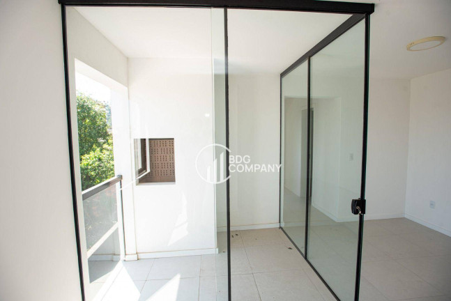 Imagem Apartamento com 2 Quartos à Venda, 74 m² em Floresta - Irati