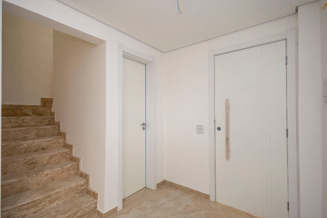 Imagem Casa com 3 Quartos à Venda, 115 m² em Cajuru - Curitiba Imagem Casa com 3 Quartos à Venda, 115 m² em Cajuru - Curitiba