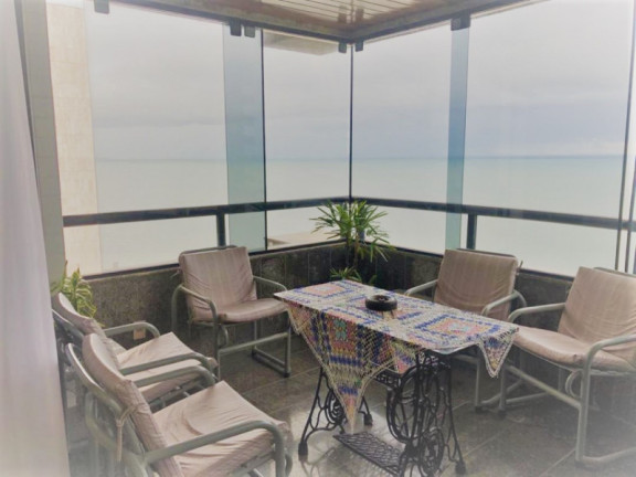 Imagem Apartamento com 4 Quartos à Venda, 220 m²