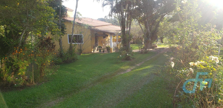 Imagem Imóvel com 4 Quartos à Venda, 36.000 m² em Itapeti - Mogi Das Cruzes Imagem Imóvel com 4 Quartos à Venda, 36.000 m² em Itapeti - Mogi Das Cruzes