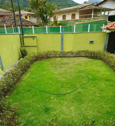 Imagem Casa com 4 Quartos à Venda, 232 m² em Corrêas - Petrópolis