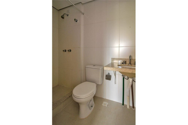Imagem Imóvel com 2 Quartos à Venda, em Vila Nova - Porto Alegre Imagem Imóvel com 2 Quartos à Venda, em Vila Nova - Porto Alegre