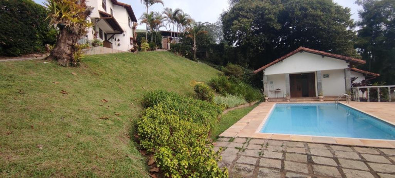 Imagem Casa com 4 Quartos à Venda, 215 m² em Tijuca - Teresópolis Imagem Casa com 4 Quartos à Venda, 215 m² em Tijuca - Teresópolis