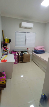 Imagem Casa com 3 Quartos à Venda, 360 m² em Pontal De Santa Marina - Caraguatatuba Imagem Casa com 3 Quartos à Venda, 360 m² em Pontal De Santa Marina - Caraguatatuba