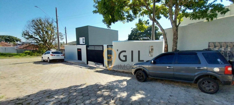Sobrado com 2 Quartos à Venda, 64 m² em Jardim Olimpia - Santa Branca