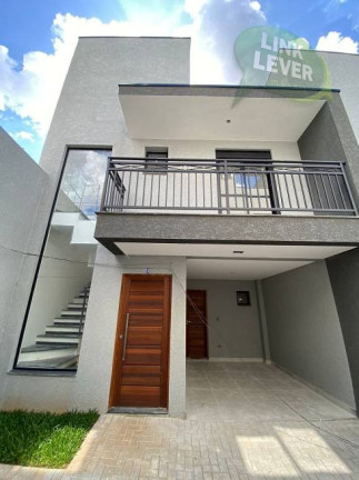 Sobrado com 3 Quartos à Venda, 121 m² em Boa Vista - Curitiba