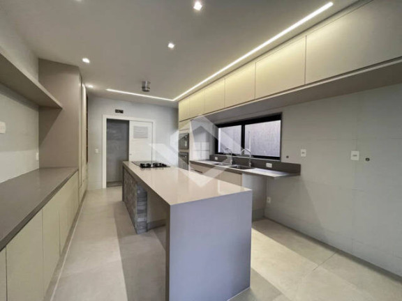 Imagem Casa com 6 Quartos à Venda, 350 m² em Barra Da Tijuca - Rio De Janeiro Imagem Casa com 6 Quartos à Venda, 350 m² em Barra Da Tijuca - Rio De Janeiro