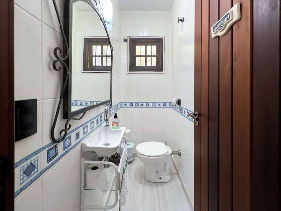 Imagem Casa com 4 Quartos à Venda,  em Chácara Santa Lúcia - Carapicuíba