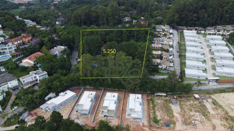 Imagem Casa com 4 Quartos à Venda, 658 m² em Fazendinha - Carapicuíba Imagem Casa com 4 Quartos à Venda, 658 m² em Fazendinha - Carapicuíba