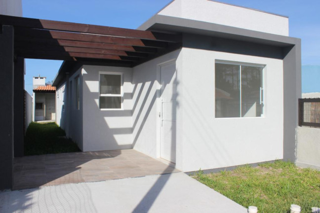 Imagem Casa com 2 Quartos à Venda, 70 m² em Village - Capao Da Canoa