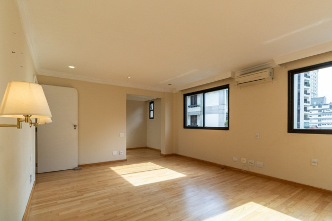 Imagem Apartamento com 3 Quartos à Venda, 209 m² em Itaim Bibi - São Paulo