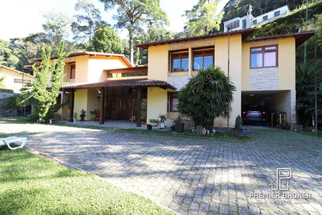 Imagem Casa com 8 Quartos à Venda, 680 m² em Cascata Dos Amores - Teresópolis Imagem Casa com 8 Quartos à Venda, 680 m² em Cascata Dos Amores - Teresópolis