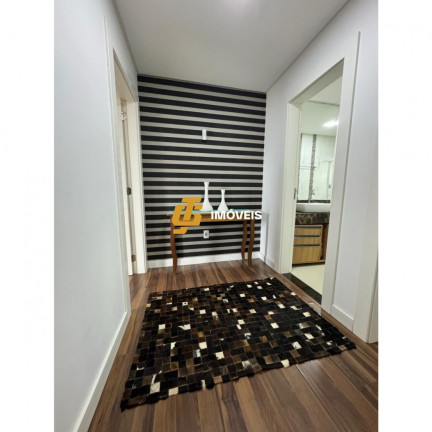 Imagem Sobrado com 2 Quartos à Venda, 123 m² em Centro - Camboriú