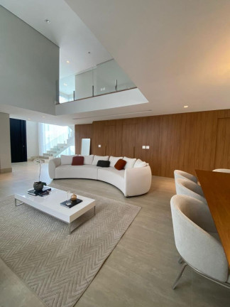 Imagem Casa com 4 Quartos à Venda, 420 m² em Tamboré - Santana De Parnaíba Imagem Casa com 4 Quartos à Venda, 420 m² em Tamboré - Santana De Parnaíba