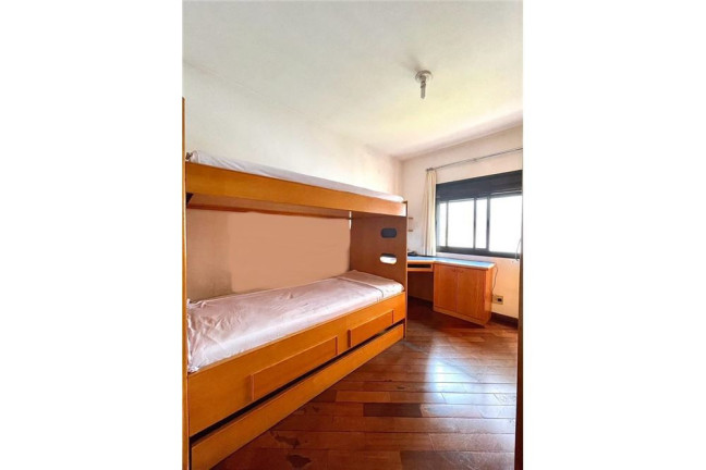 Imagem Imóvel com 4 Quartos à Venda, em Aclimação - São Paulo Imagem Imóvel com 4 Quartos à Venda, em Aclimação - São Paulo