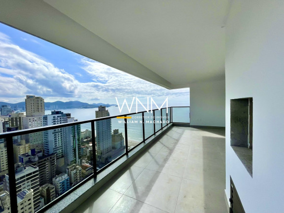 Apartamento com 4 Quartos à Venda, 207 m² em Meia Praia - Itapema