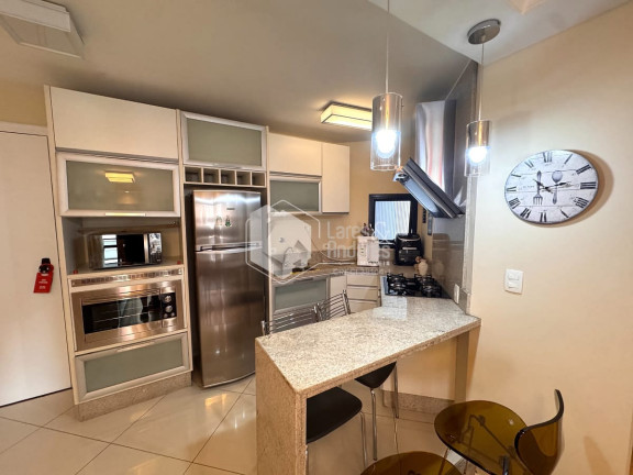 Sala Comercial à Venda, 40 m² em Cerqueira César - São Paulo