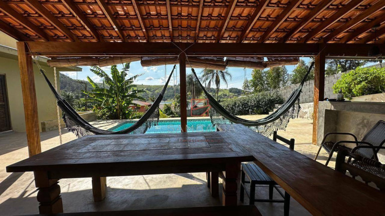 Imagem Casa com 3 Quartos à Venda, 221 m² em Serrinha - Bragança Paulista