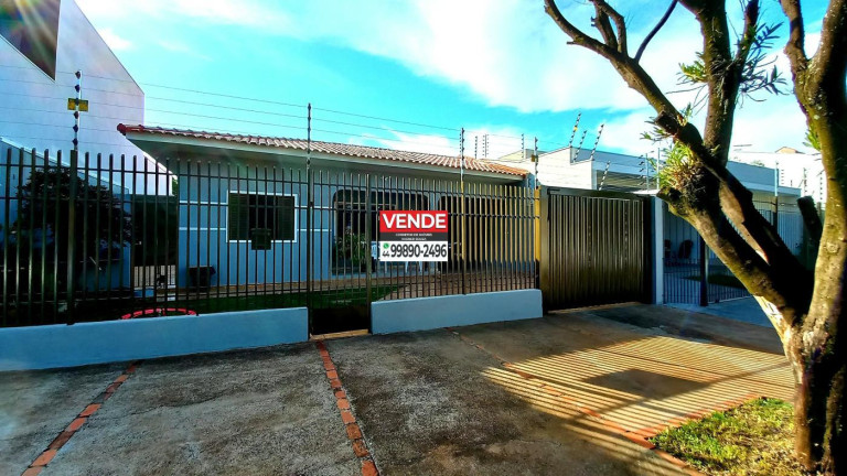 Casa com 3 Quartos à Venda, 140 m² em Vila Santo Antonio - Maringá