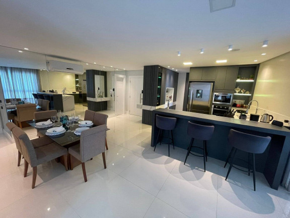 Imagem Apartamento com 3 Quartos à Venda, 126 m² em Centro - Balneário Camboriú