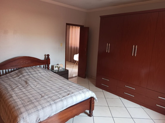 Imagem Casa com 3 Quartos à Venda, 250 m² em Parque São Vicente - Mauá Imagem Casa com 3 Quartos à Venda, 250 m² em Parque São Vicente - Mauá