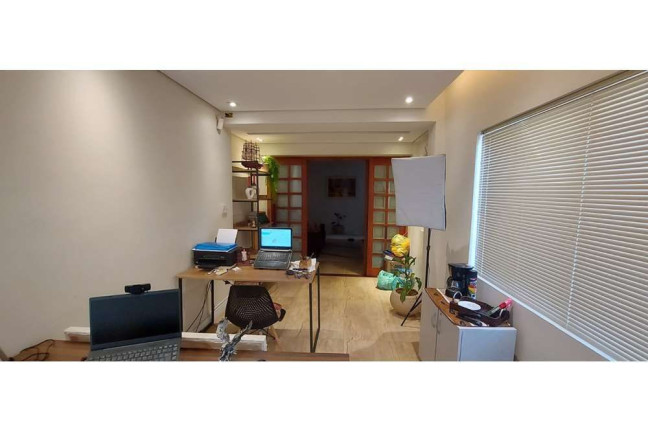 Imagem Casa com 4 Quartos à Venda, 300 m² em Cambuci - São Paulo Imagem Casa com 4 Quartos à Venda, 300 m² em Cambuci - São Paulo