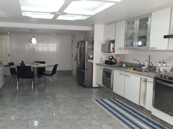 Imagem Imóvel com 3 Quartos à Venda, 566 m² em Jardim Guanabara - Rio De Janeiro Imagem Imóvel com 3 Quartos à Venda, 566 m² em Jardim Guanabara - Rio De Janeiro