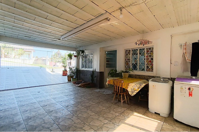 Imagem Casa com 7 Quartos à Venda, 253 m² em Santa Isabel - Viamão Imagem Casa com 7 Quartos à Venda, 253 m² em Santa Isabel - Viamão