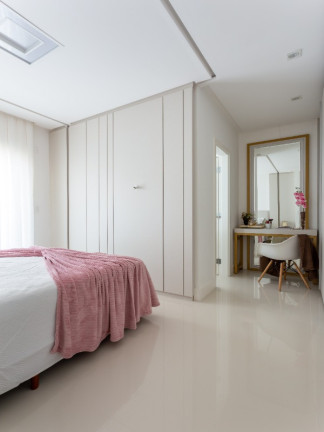 Imagem Apartamento com 3 Quartos à Venda, 122 m² em Centro - Balneário Camboriú Imagem Apartamento com 3 Quartos à Venda, 122 m² em Centro - Balneário Camboriú