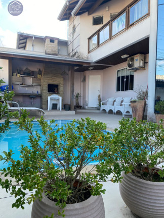 Casa com 5 Quartos à Venda, 270 m² em Nações - Balneário Camboriú