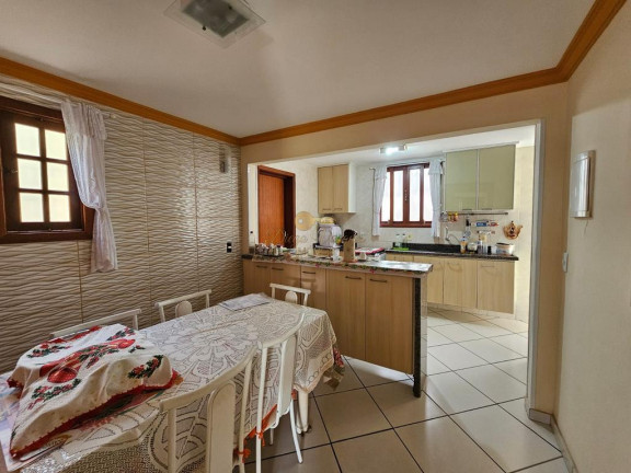 Imagem Casa com 2 Quartos à Venda, 75 m² em Vila Muqui - Teresópolis Imagem Casa com 2 Quartos à Venda, 75 m² em Vila Muqui - Teresópolis