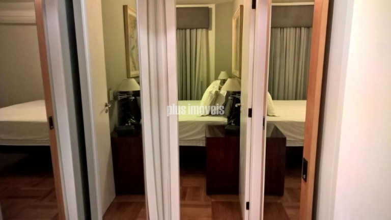 Imagem Apartamento com 3 Quartos à Venda, 205 m² em Vila Nova Conceição - São Paulo