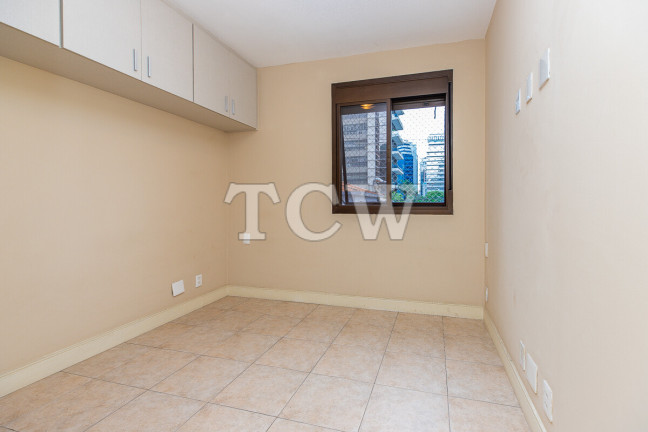 Imagem Apartamento com 3 Quartos à Venda, em Vila Olímpia - São Paulo Imagem Apartamento com 3 Quartos à Venda, em Vila Olímpia - São Paulo