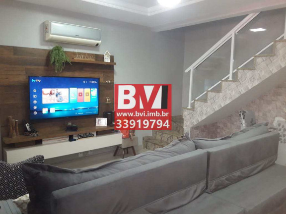 Imagem Casa com 2 Quartos à Venda, 66 m² em Irajá - Rio De Janeiro
