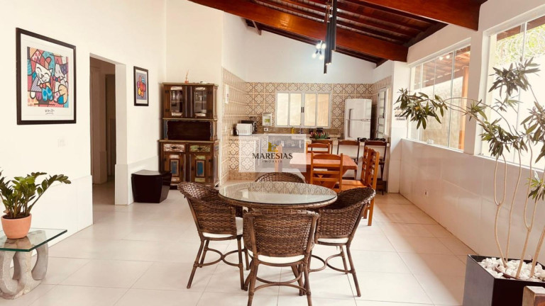 Imagem Casa com 4 Quartos à Venda, 150 m² em Maresias - São Sebastião Imagem Casa com 4 Quartos à Venda, 150 m² em Maresias - São Sebastião