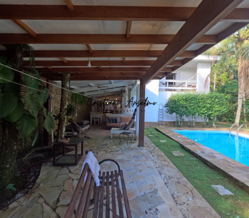 Imagem Casa com 6 Quartos à Venda, 300 m² em Maresias - São Sebastião Imagem Casa com 6 Quartos à Venda, 300 m² em Maresias - São Sebastião