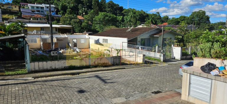 Imagem Imóvel à Venda, 387 m² em Escola Agrícola - Blumenau Imagem Imóvel à Venda, 387 m² em Escola Agrícola - Blumenau