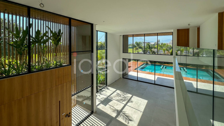 Imagem Casa de Condomínio com 5 Quartos à Venda, em Barra Da Tijuca - Rio De Janeiro Imagem Casa de Condomínio com 5 Quartos à Venda, em Barra Da Tijuca - Rio De Janeiro