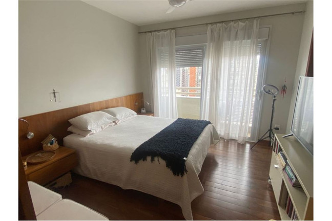 Imagem Apartamento com 3 Quartos à Venda, 200 m² em Moema - São Paulo