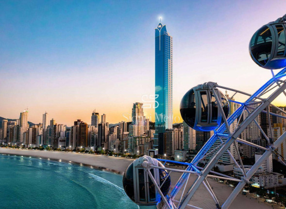 Cobertura com 5 Quartos à Venda, 380 m² em Frente Mar Norte - Balneário Camboriú