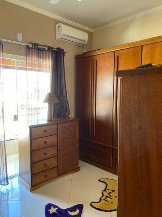 Imagem Casa com 2 Quartos à Venda, 140 m² em Jardim Esperança - Guaratinguetá Imagem Casa com 2 Quartos à Venda, 140 m² em Jardim Esperança - Guaratinguetá