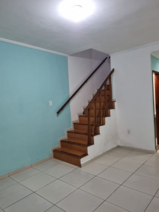 Imagem Sobrado com 2 Quartos à Venda, 10 m² em Maracanã - Praia Grande Imagem Sobrado com 2 Quartos à Venda, 10 m² em Maracanã - Praia Grande