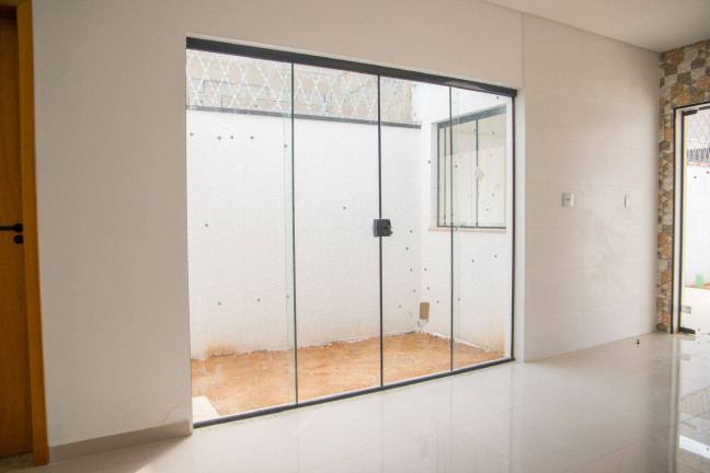 Imagem Sobrado com 3 Quartos à Venda,  em Jardim Oásis - Taubaté