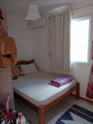 Imagem Casa com 4 Quartos à Venda, 130 m² em Abrantes, Camaçari - Camaçari Imagem Casa com 4 Quartos à Venda, 130 m² em Abrantes, Camaçari - Camaçari