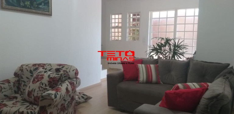 Imagem Casa com 2 Quartos à Venda, 77 m² em Federal - São Lourenço Imagem Casa com 2 Quartos à Venda, 77 m² em Federal - São Lourenço